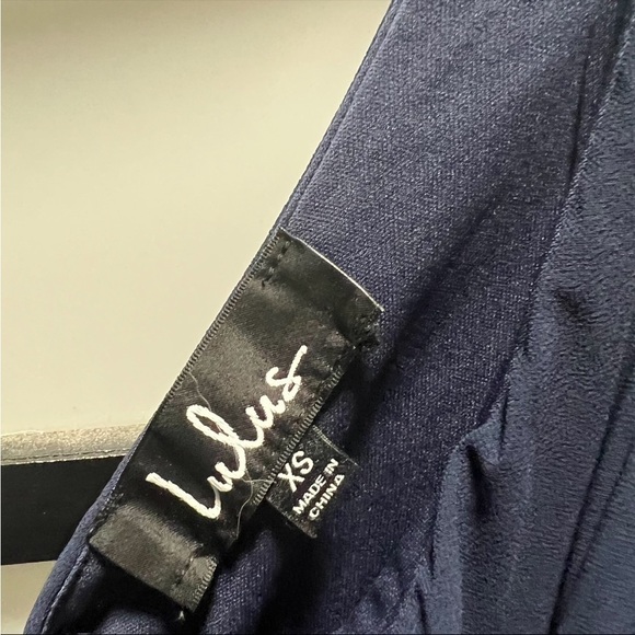 Lulus RUCHED A-LINE CHIFFON MAXI Dress, New with Tags, Navy - Picture 4 of 5